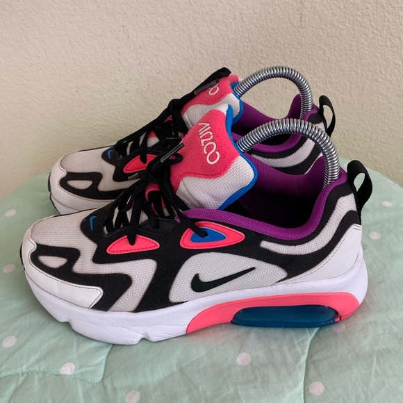 Other - Nike AT5630-100 Air Max 200 White Hyper Pink and Black Youth size 5.5